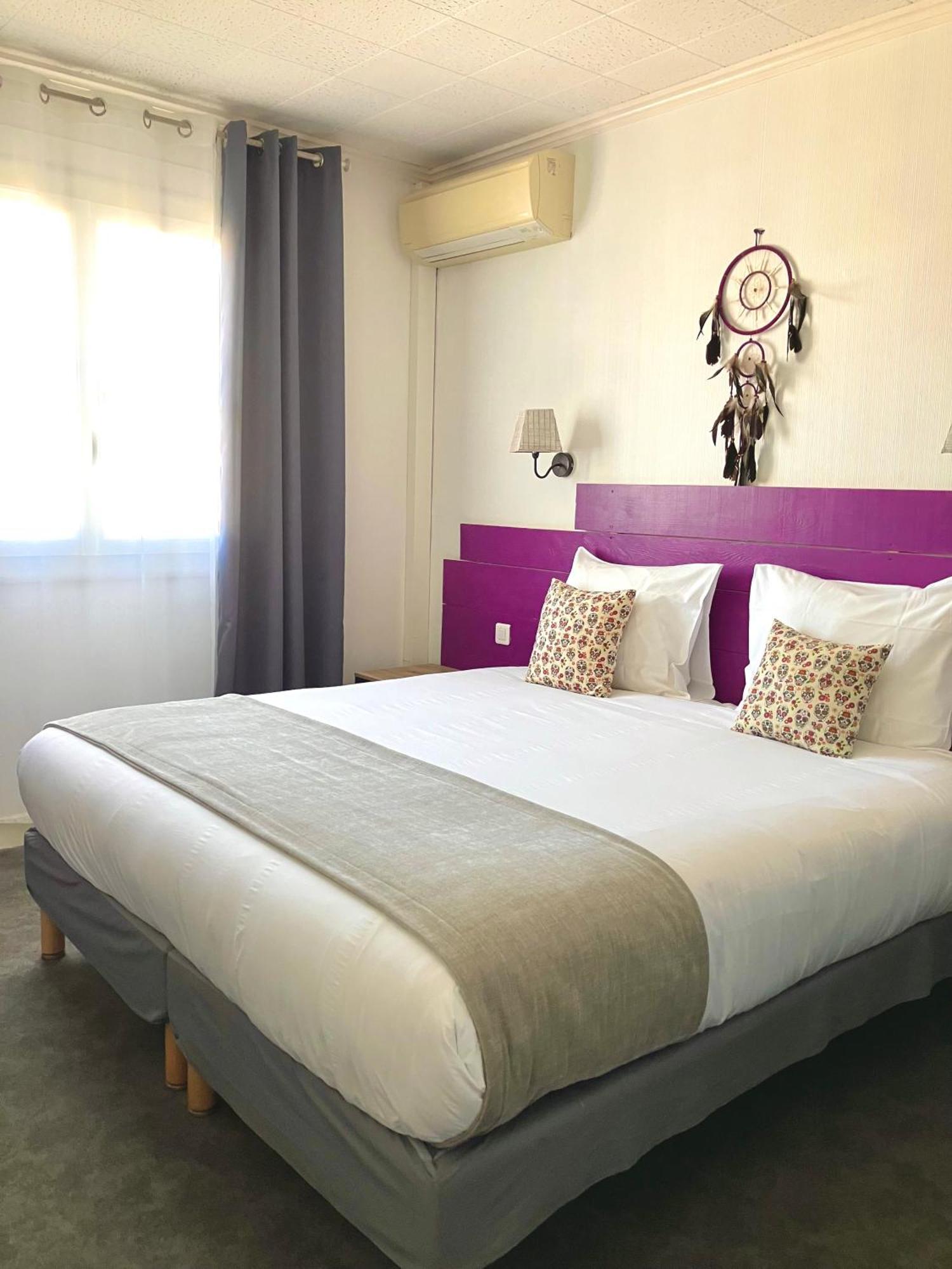 Hotel Lou Marques Saintes-Maries-de-la-Mer Kültér fotó