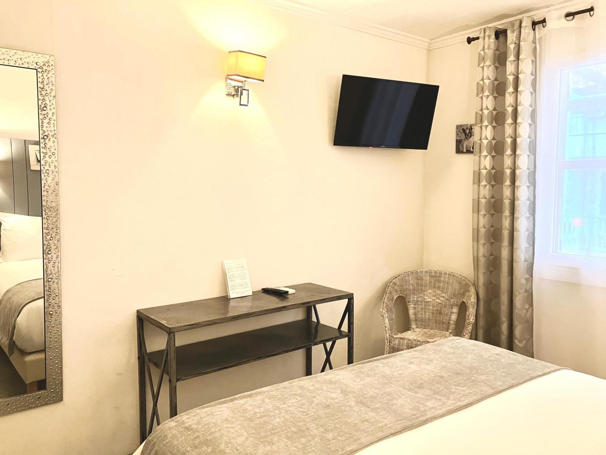 Hotel Lou Marques Saintes-Maries-de-la-Mer Kültér fotó