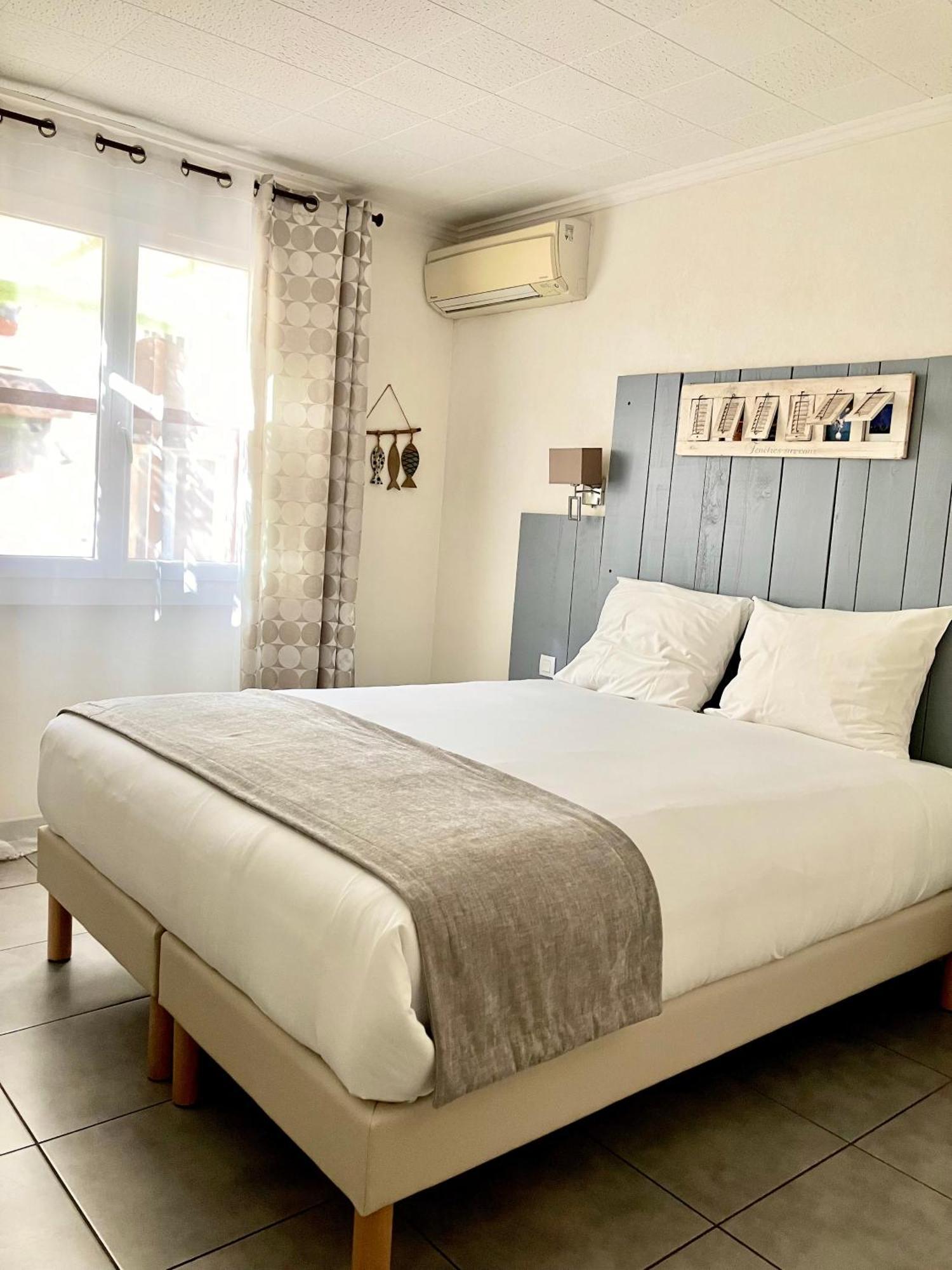 Hotel Lou Marques Saintes-Maries-de-la-Mer Kültér fotó